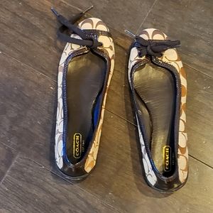 Like new Coach flats